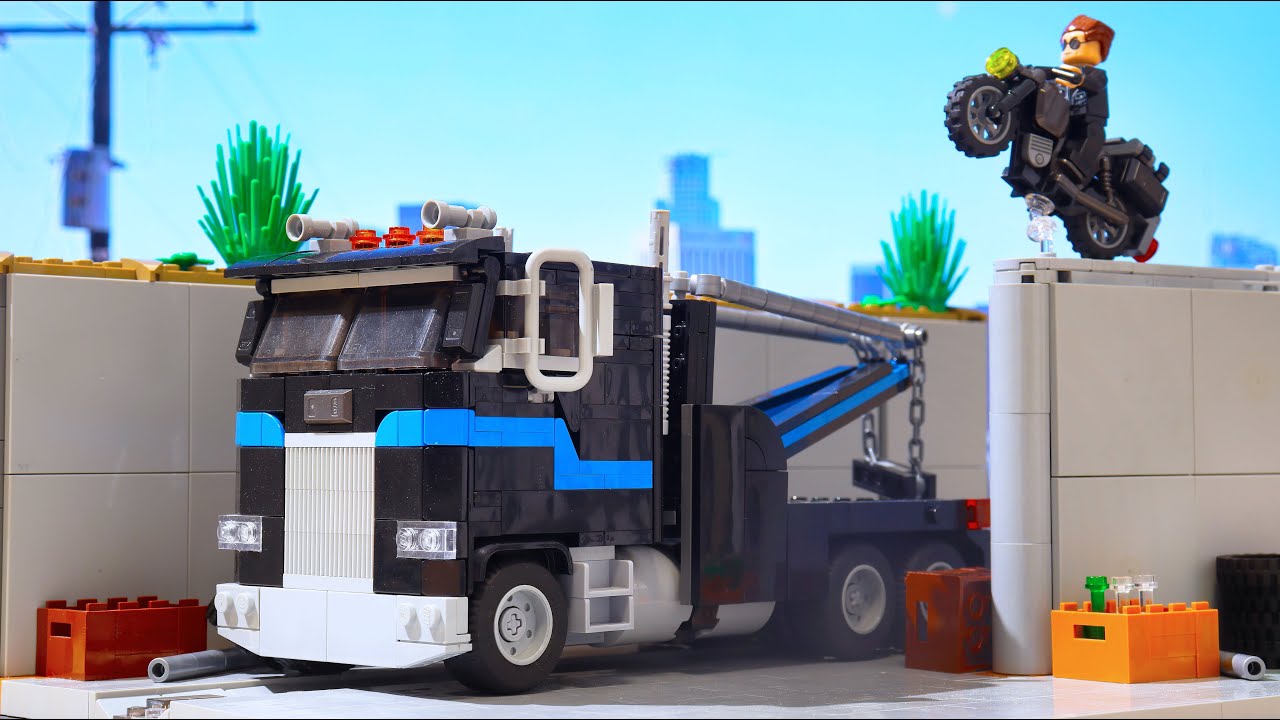 LEGO Terminator 2 Tow truck Chase Diorama MOC