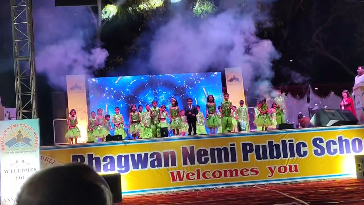 Bhagwan nemi public school annual function performance by little childrens