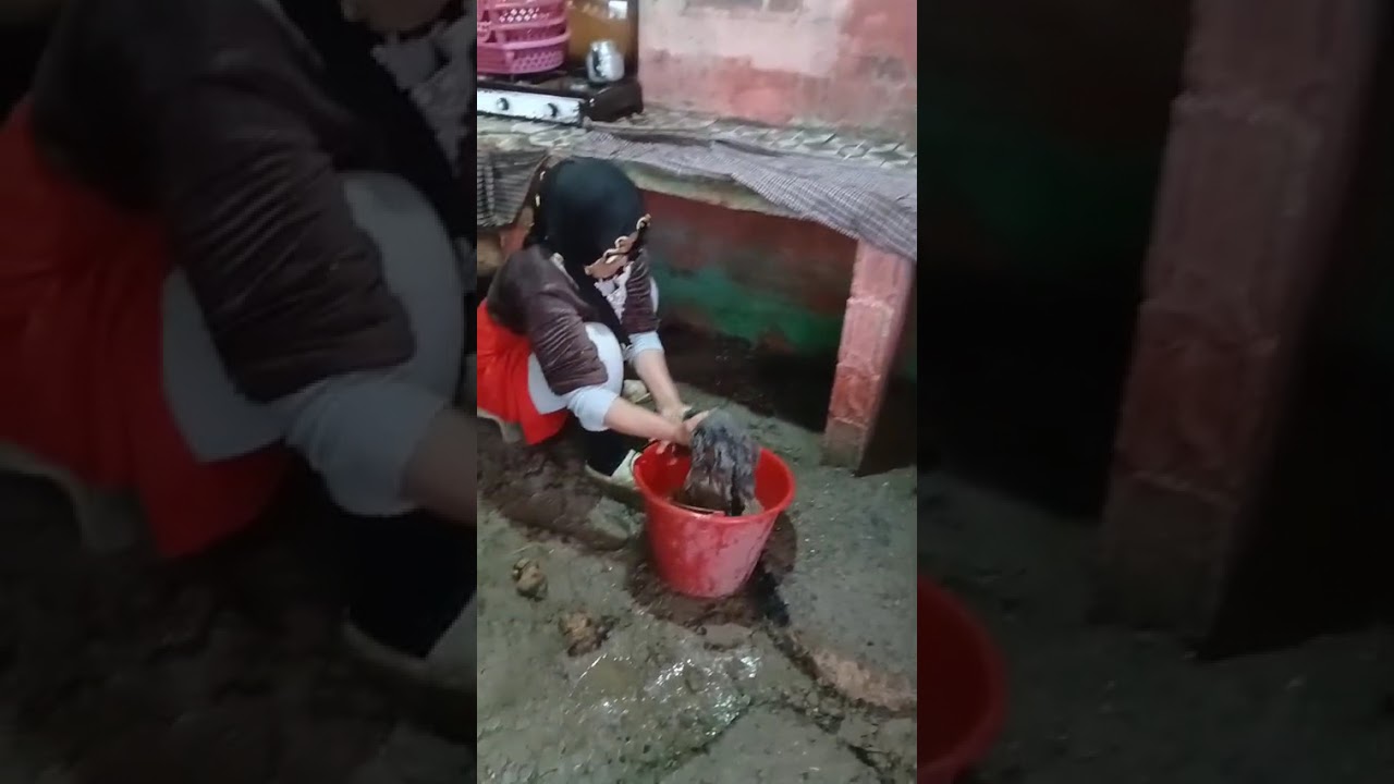 لاحول ولاقوة الابالله ناس الغرب 🥺😪