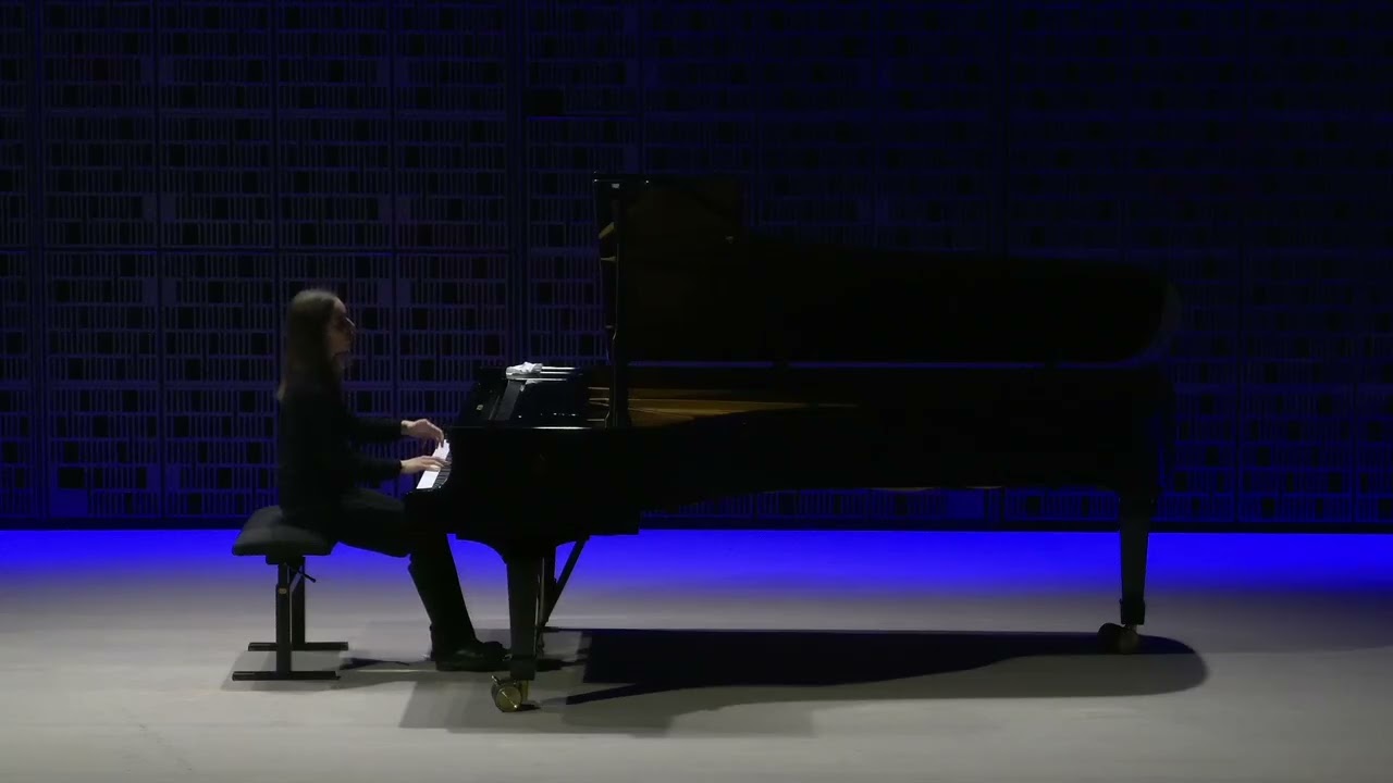 Ekaterine Nikoladze - Schubert: Wanderer Fantasy in C Major, Op. 15