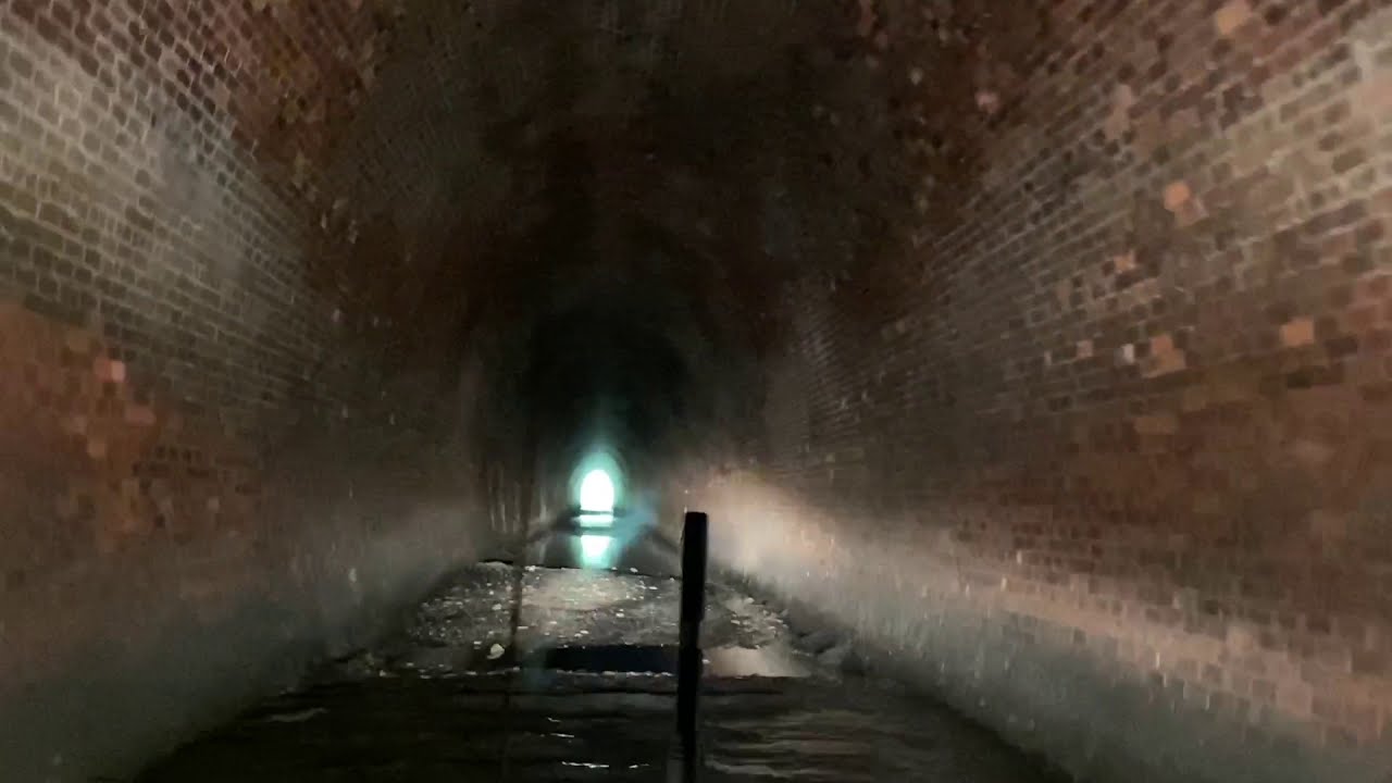 Exploring Mount Sugarloaf/Richmondvale Secret Railway Tunnels/Trails with my family