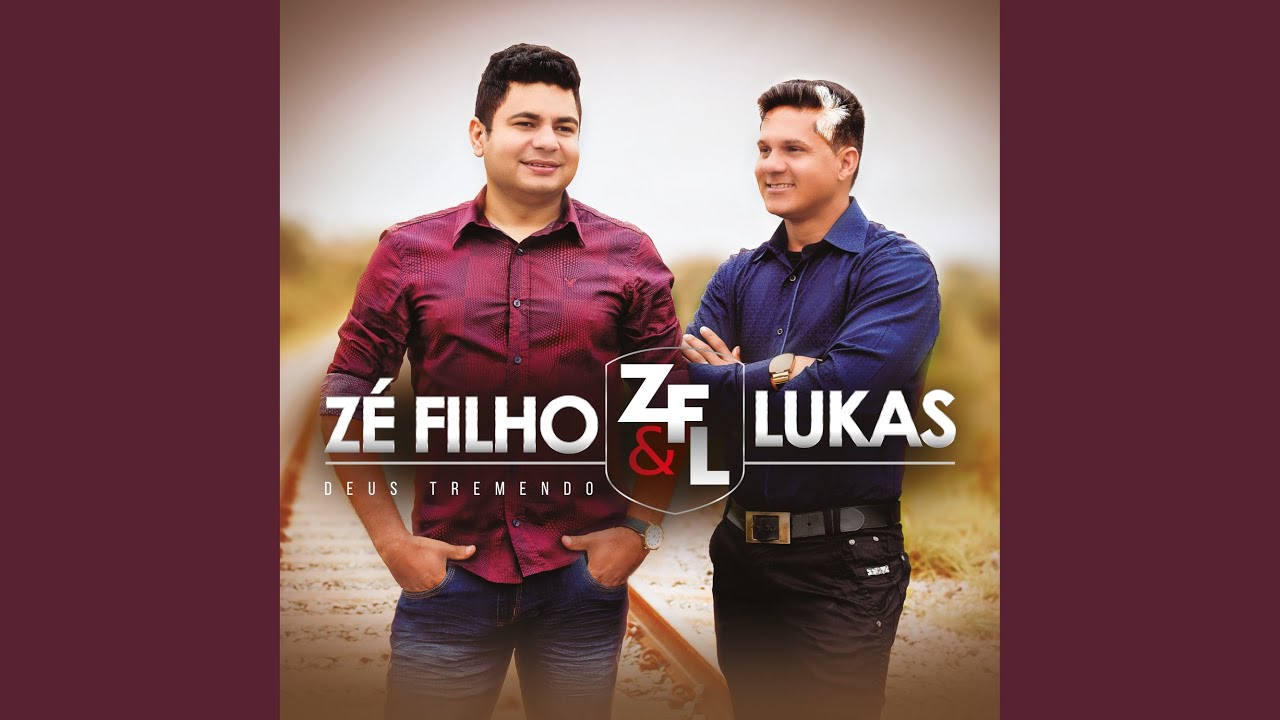 Ele É Deus