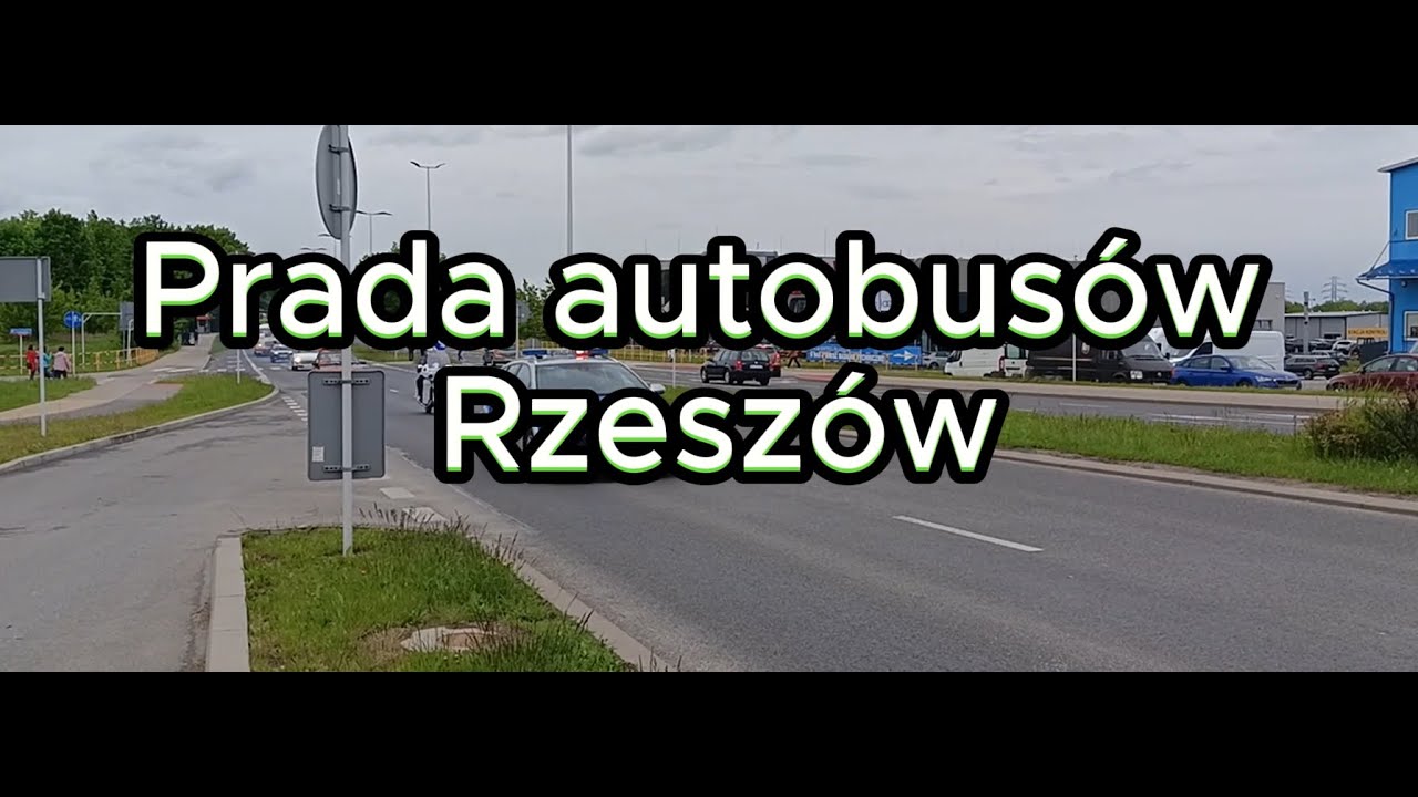 Parada zabytkowych autobusów w Rzeszowie