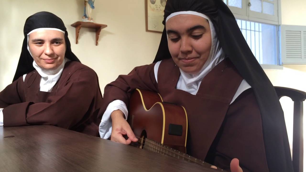 Regaço Acolhedor por Irmã Maria Cecília e Irmã Maria Bernadete - Carmelo da Imaculada Conceição