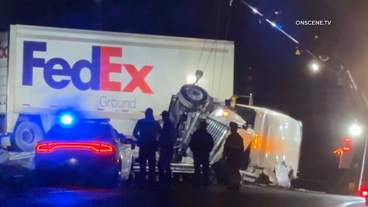 CHULA VISTA FED EX I 5 SEMI CRASH