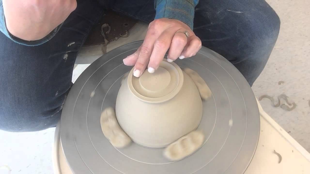 How to trim a foot on a bowl