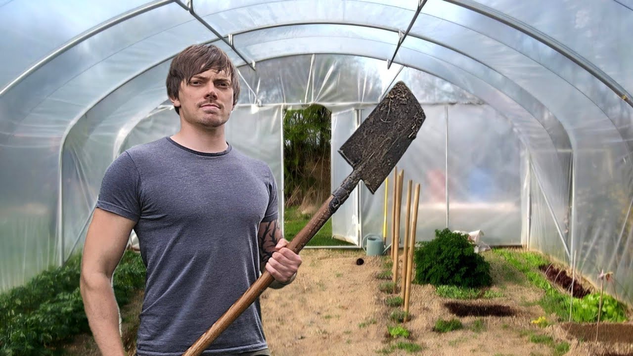 3 jours pour CONSTRUIRE seul une grande SERRE semi-professionnel avant le déluge