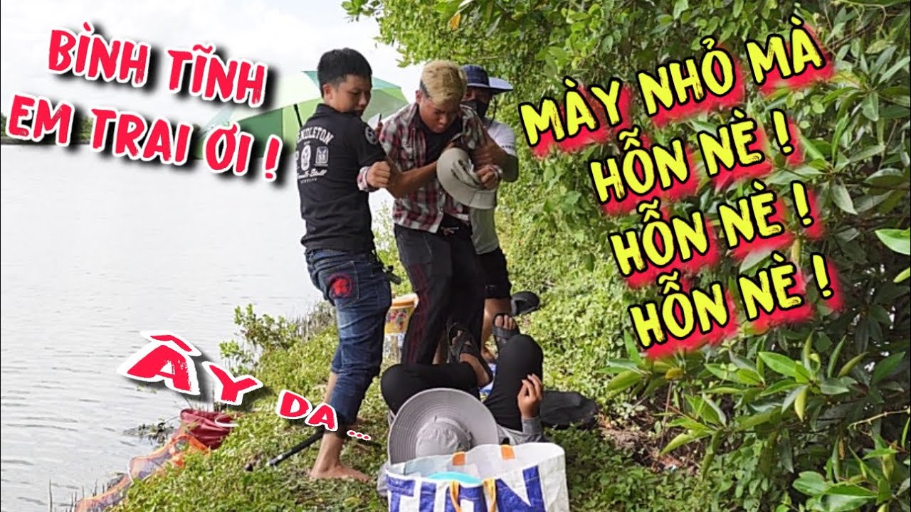 TNB - Nhã Và Danh Cự Cãi Bem Nhau Trước Mặt Anh Khách Và Phản Ứng Của Người Lạ