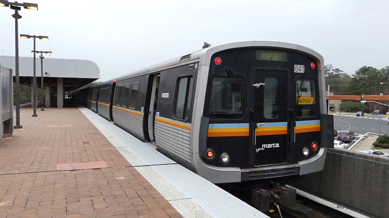 MARTA Transit: 1982/2002 FB/Breda CQ310/CQ312 Gold Line at Brookhaven/Oglethorpe Station