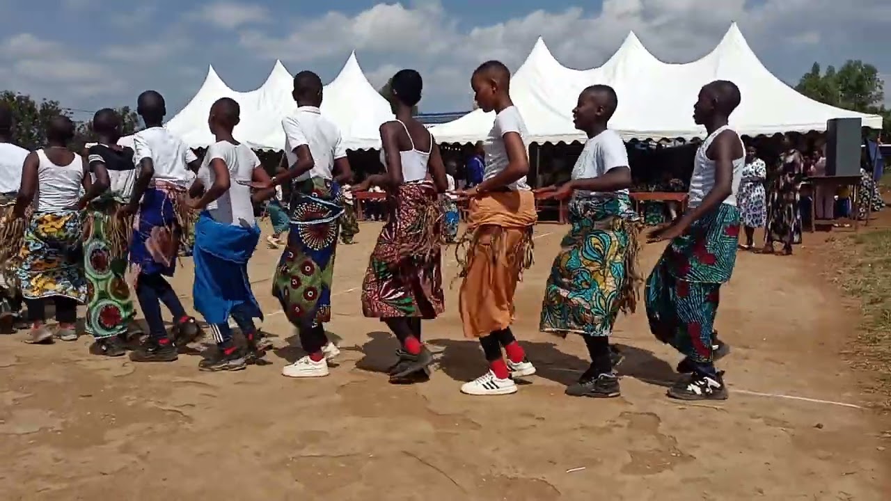 Abana boy biga kuri shining Musheri babyina amagande baradushimishije