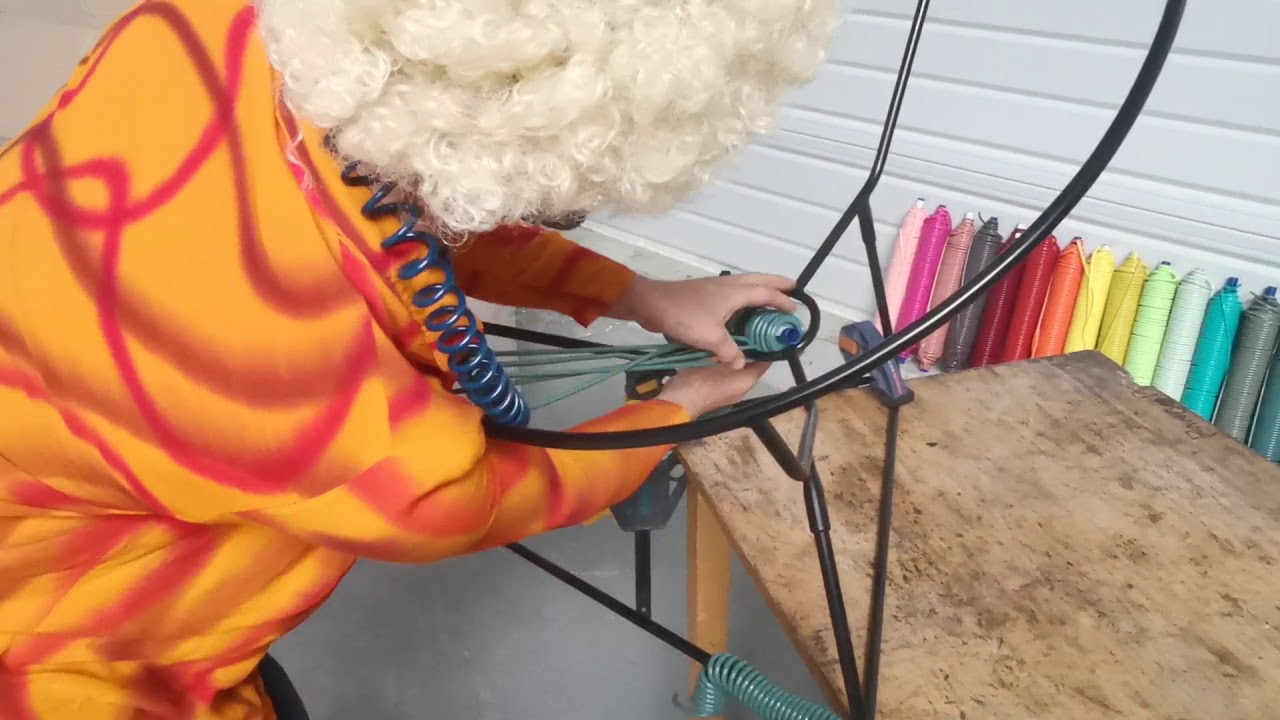 Tressage d'un Fauteuil Acapulco