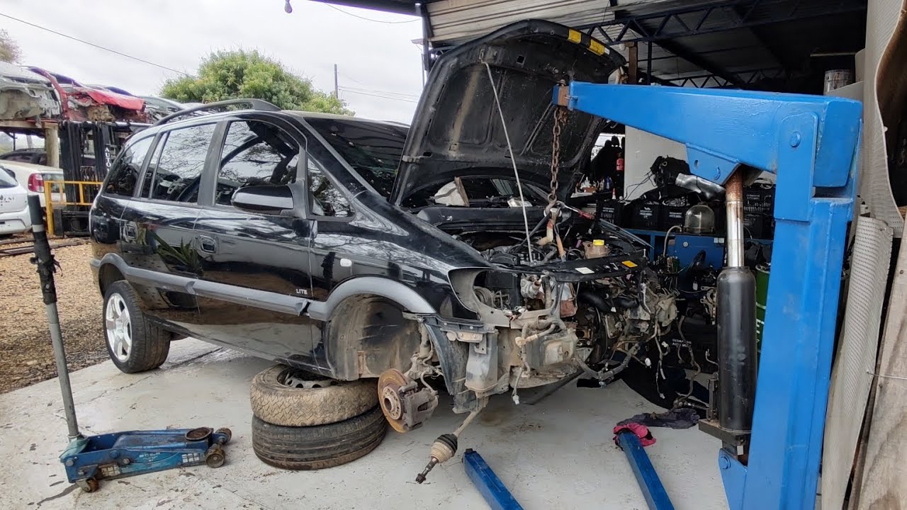 DESMONTANDO A MECÂNICA DA ZAFIRA 2.0 8V 🚙 MOTOR FUNCIONOU FORA DO CARRO !