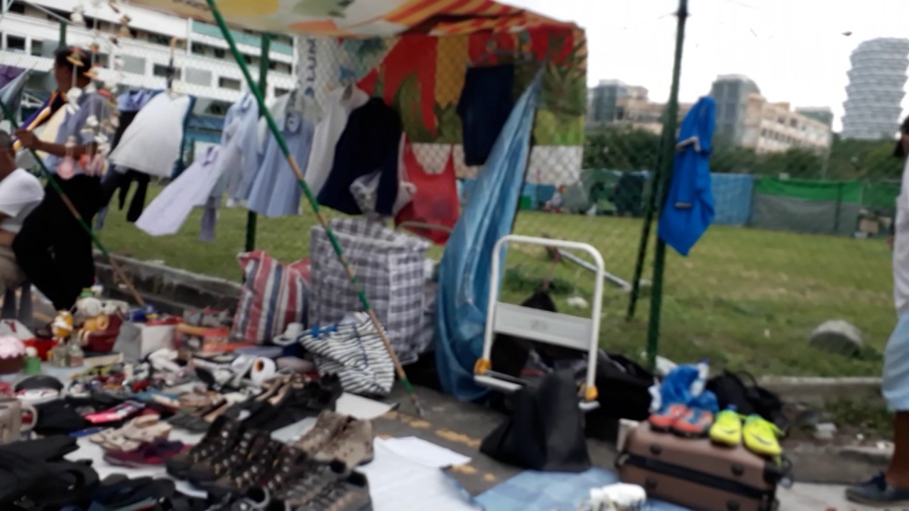 Sungei Rd  Anutie Selling  Police Uniform
