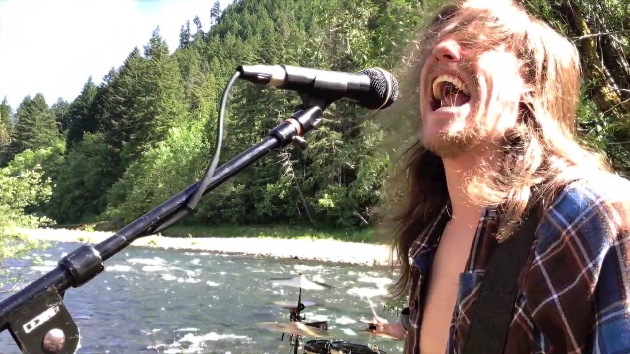KEEP ON ROCKIN'