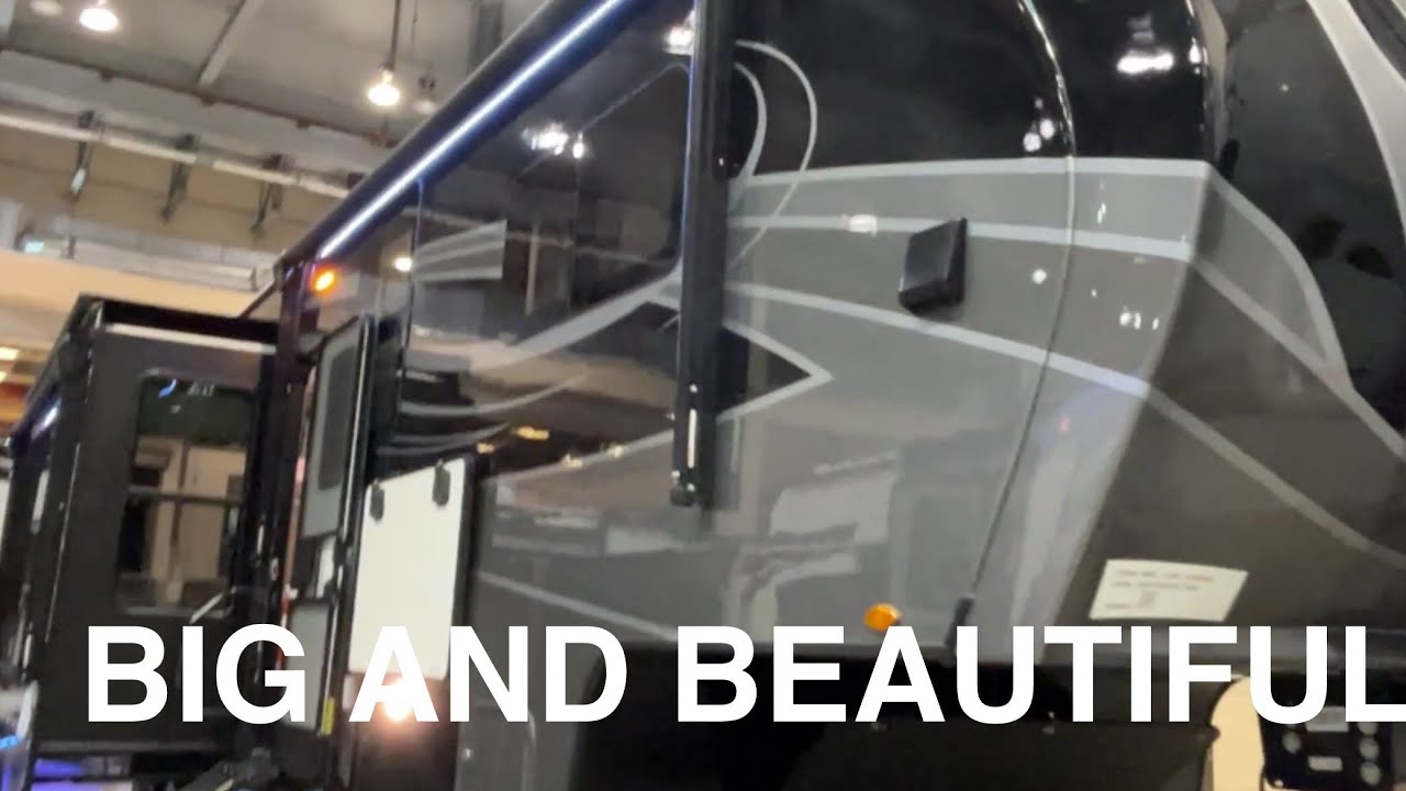 WOW WHAT A BEAUTIFUL RIG! 2024 Grand Design Solitude 391DL