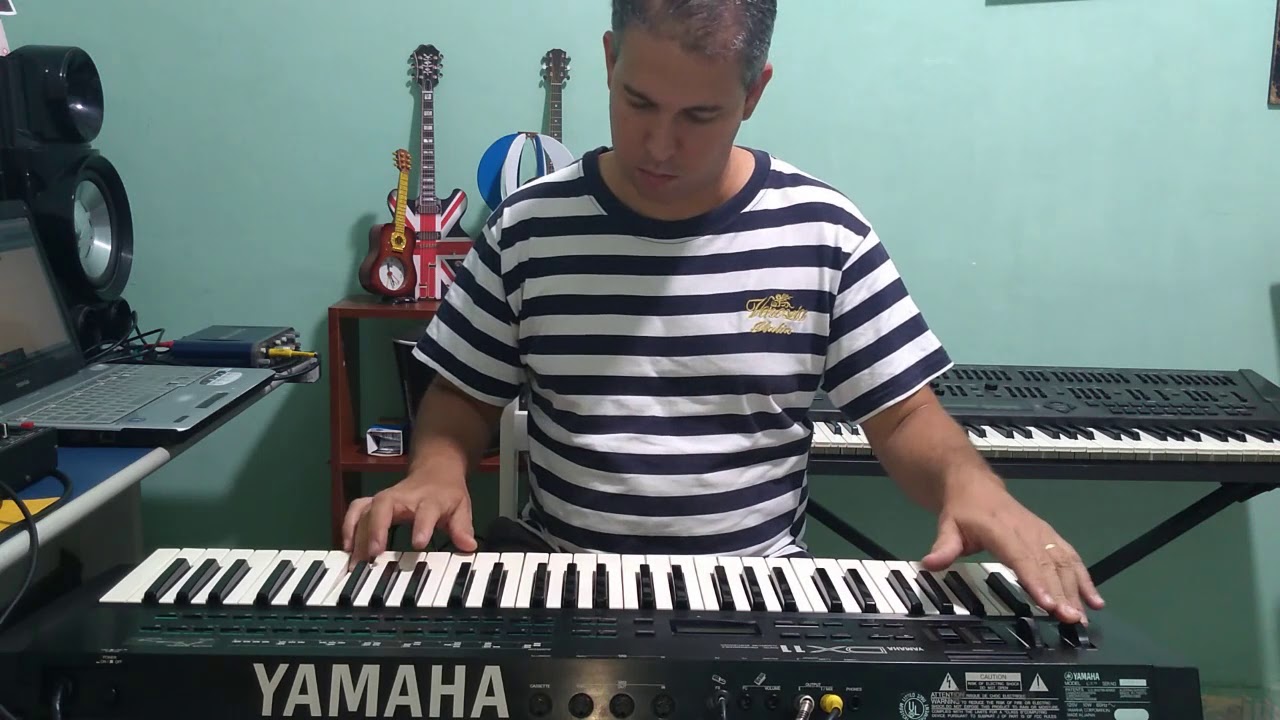 Yamaha DX11 (Factory Sounds)