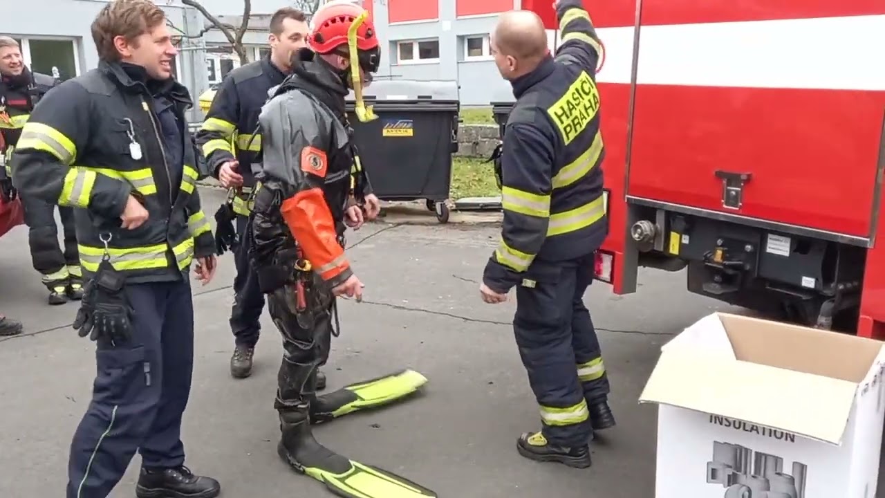 Potápěč a lezecký instruktor pražských hasičů Pavel Mošnička jde do civilu