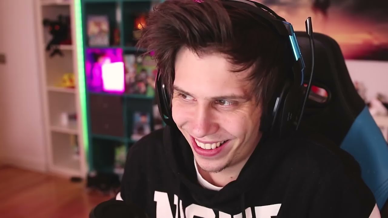 El rubius jugando roblox (RESUBIDO)