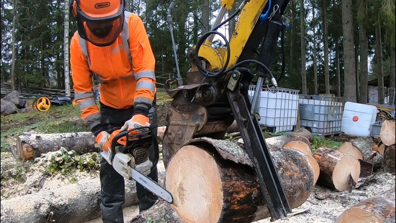 Repairing and testing the excavator thumb