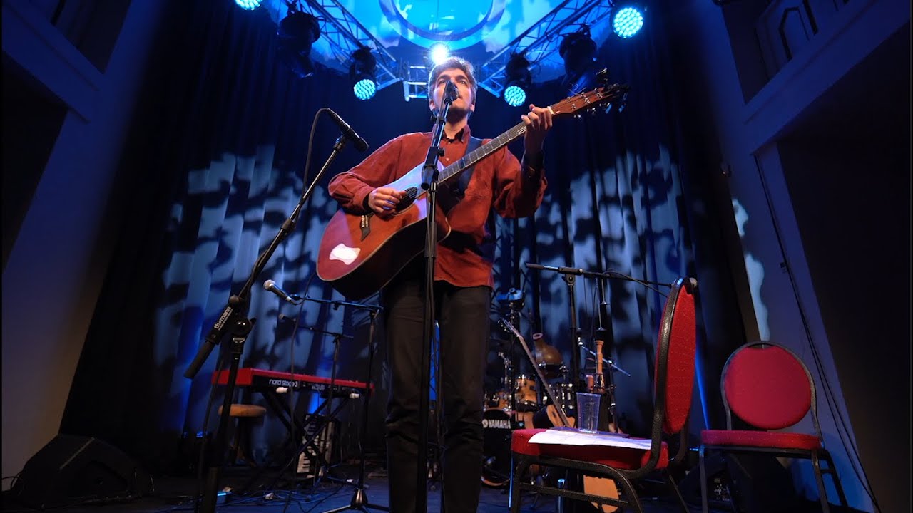 bedña - kamaráti s benefitmi live @ folkové vianoce 2021