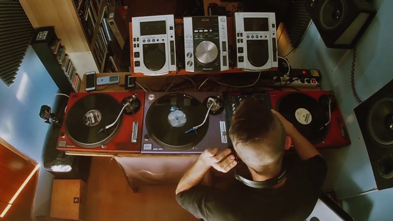 C-System Vinyl Dj set