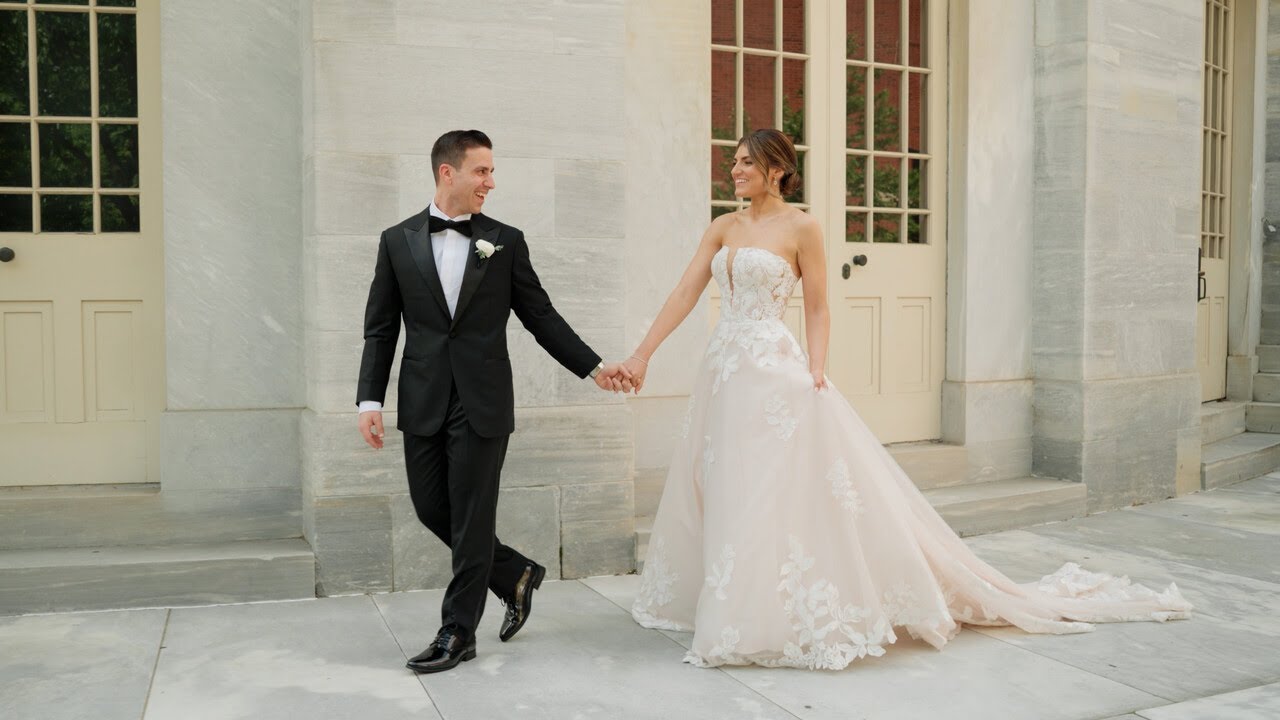 Jana & Andrew&rsquo;s Philadelphia Wedding at Vie | A Dog Down the Aisle, and an All-Night Celebration