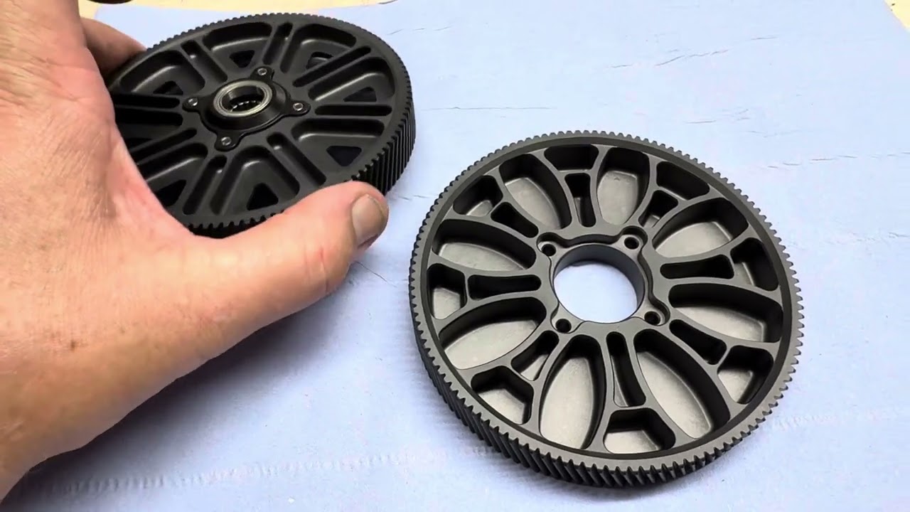 A quick overview of the evolution of the OMPHOBBY M7 main gear 