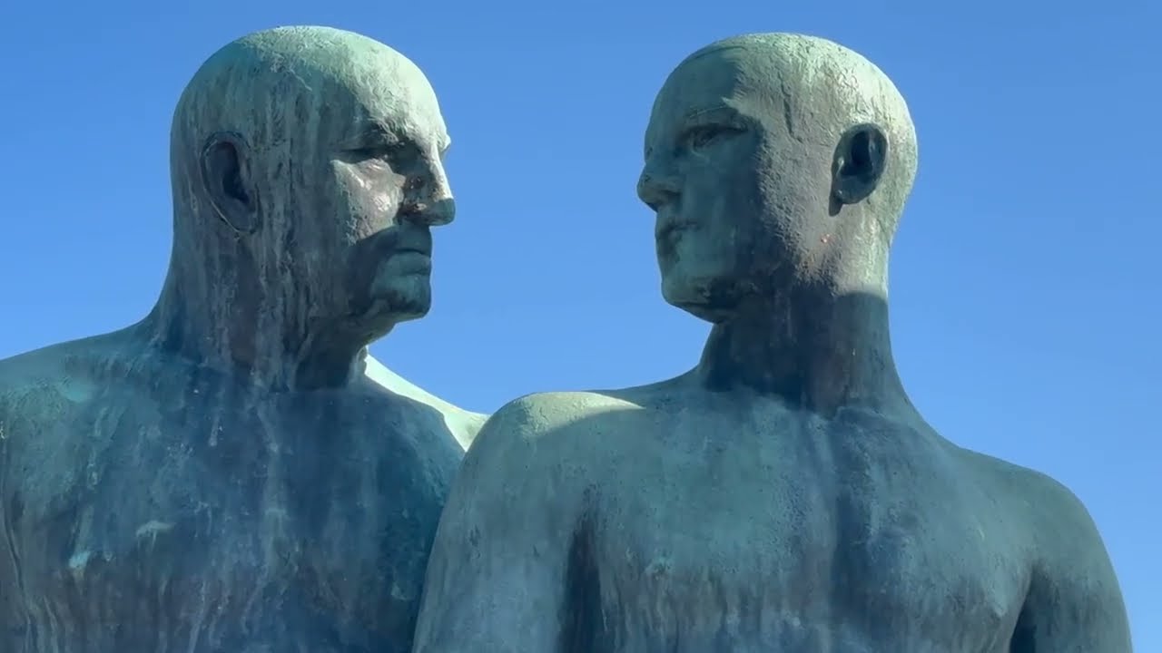 Norway - Oslo - Vigeland Park (Ambience)