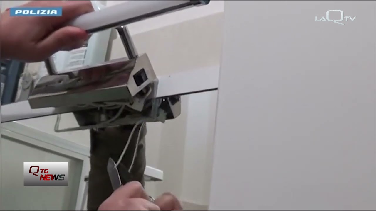 L'Aquila, affittuario scopre microcamera nascosta