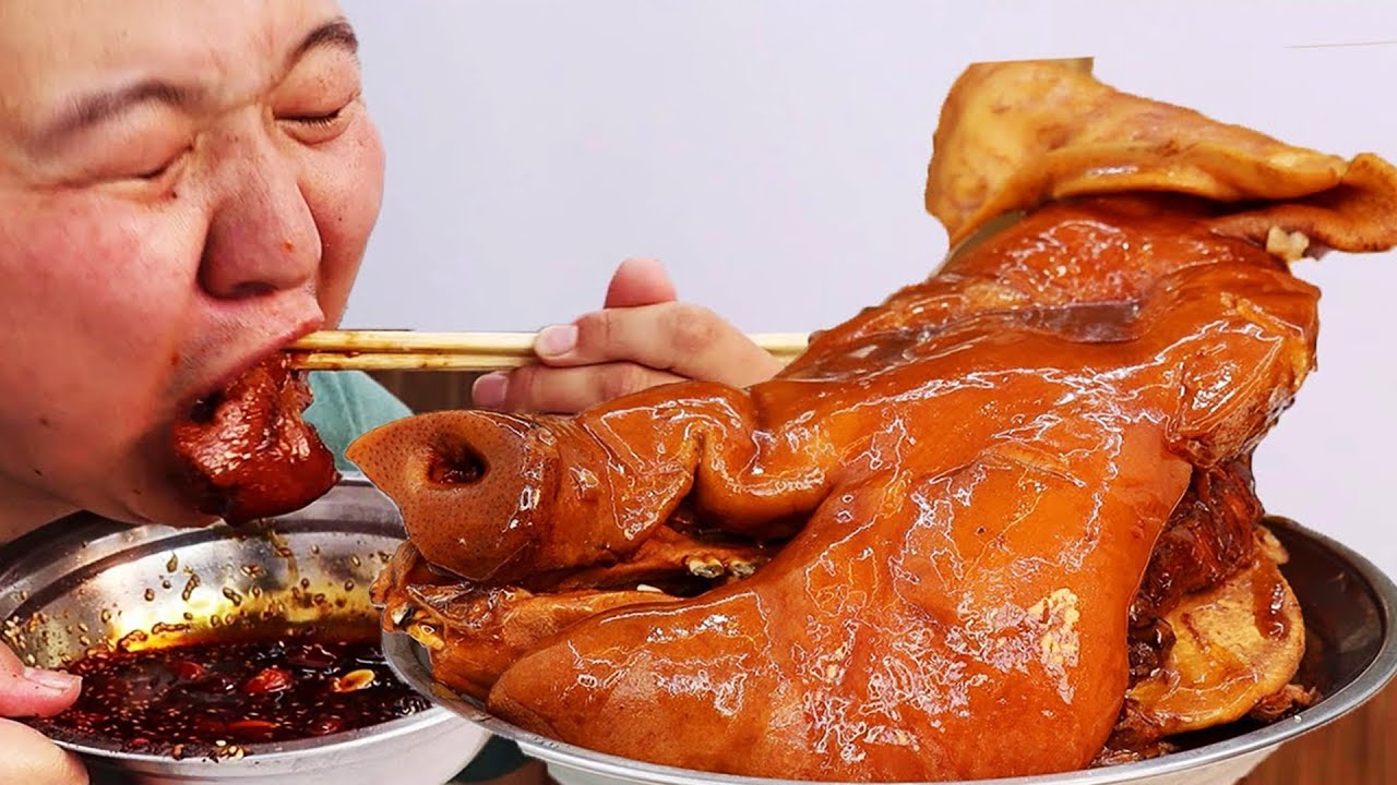 Stew 10kg Pig Head In Iron Pot, How To Cook Two Rare Delicacies At A Time | Mukbang Eating