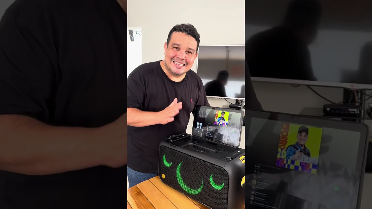 Caixa De Som Karaokê Joog X1 800w Tela 13,1  2 Microfones