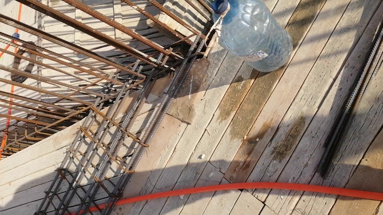 الكمر المدفون في سقف solid slab