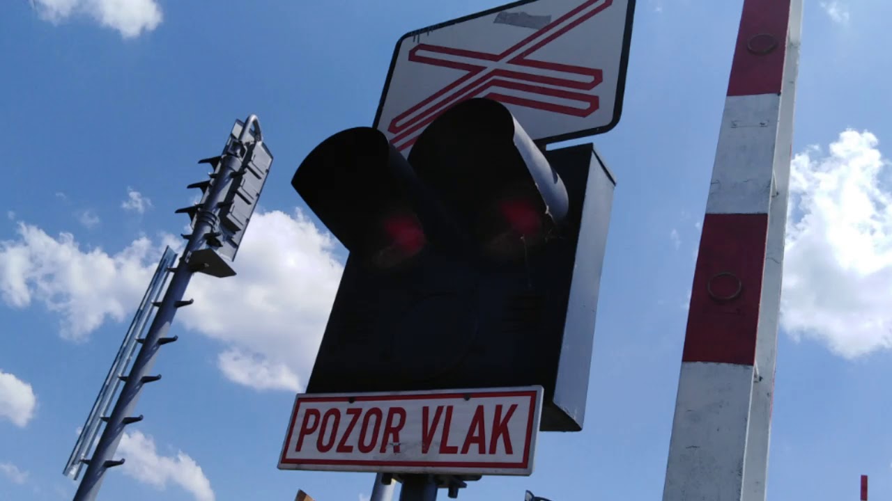 [ SK ] Železničné Priecestie Humenné / Railroad Crossing Humenné #1