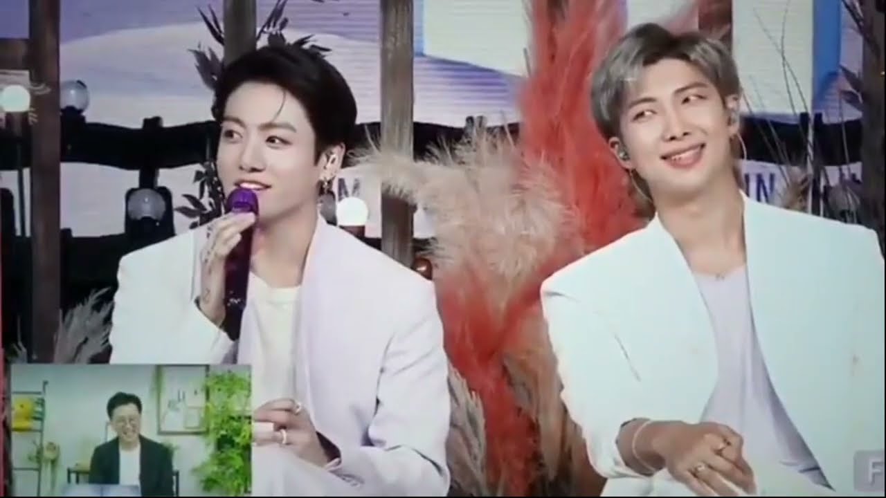 Jikook Más Juntos que Nunca!! 🙃❤️jimin sonríe cuando Jk lo carga🤭jk sonríe al ver a JM 💕