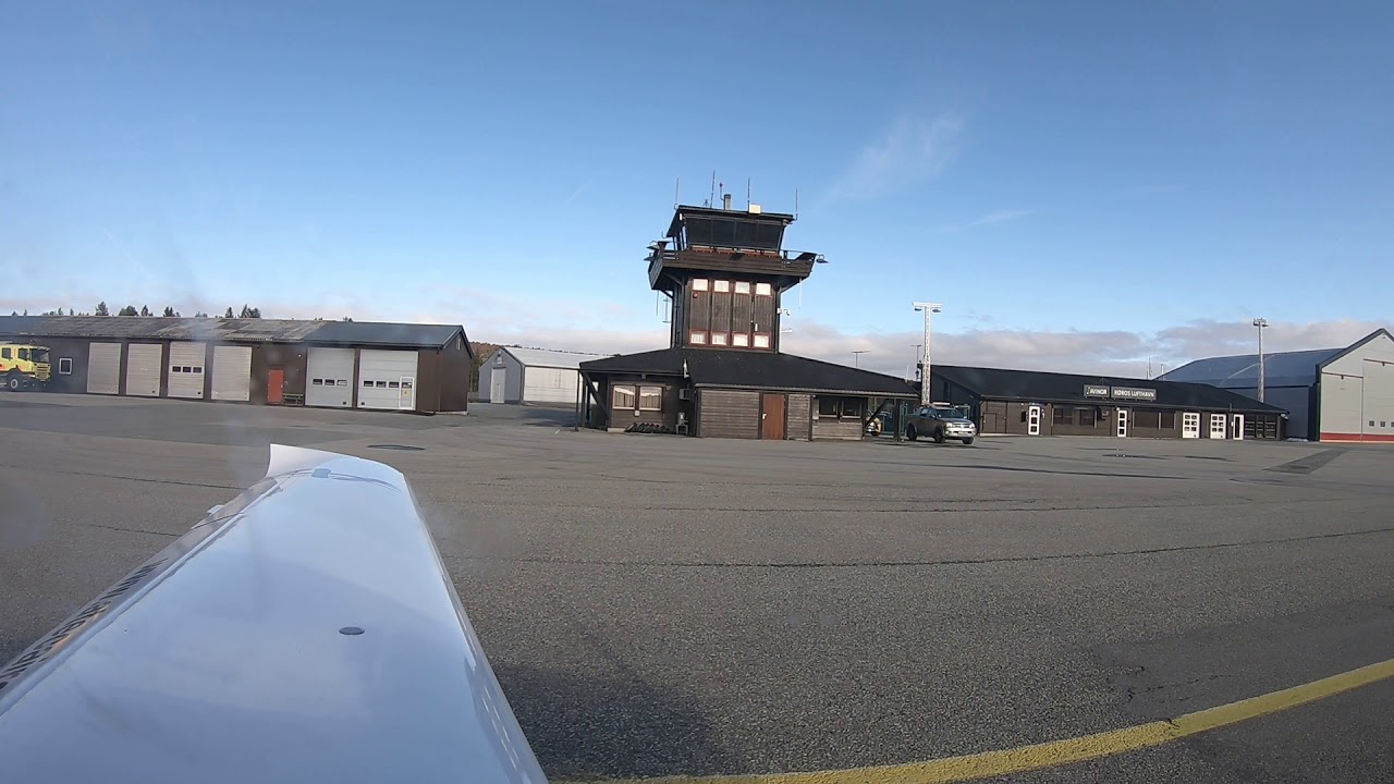 Endelig fikk vi LN-YBB opp til Røros. I tillegg fikk jeg trent litt på formasjonsflyging.