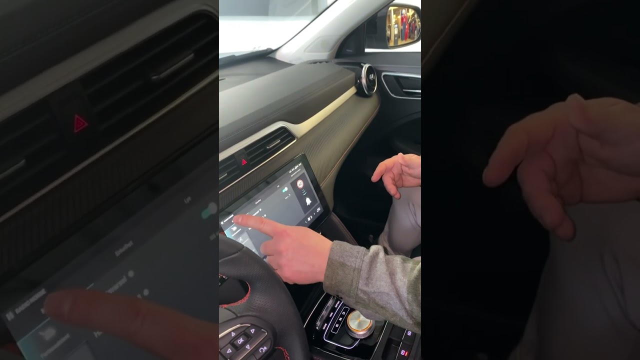 Обзор  как  деактивировать ассистент движения по полосе  MG ZS EV 2023