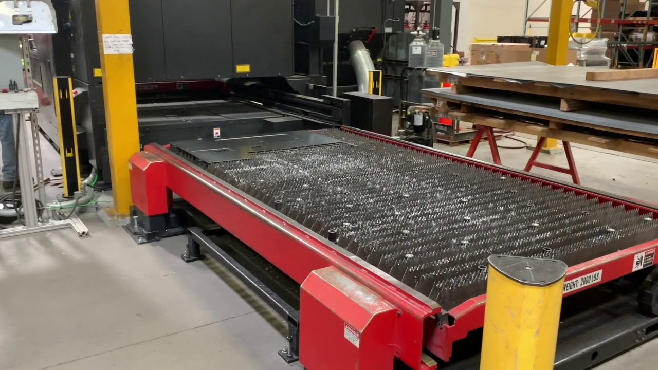 (2015) Amada LCG 3015 Dual Shuttle Table