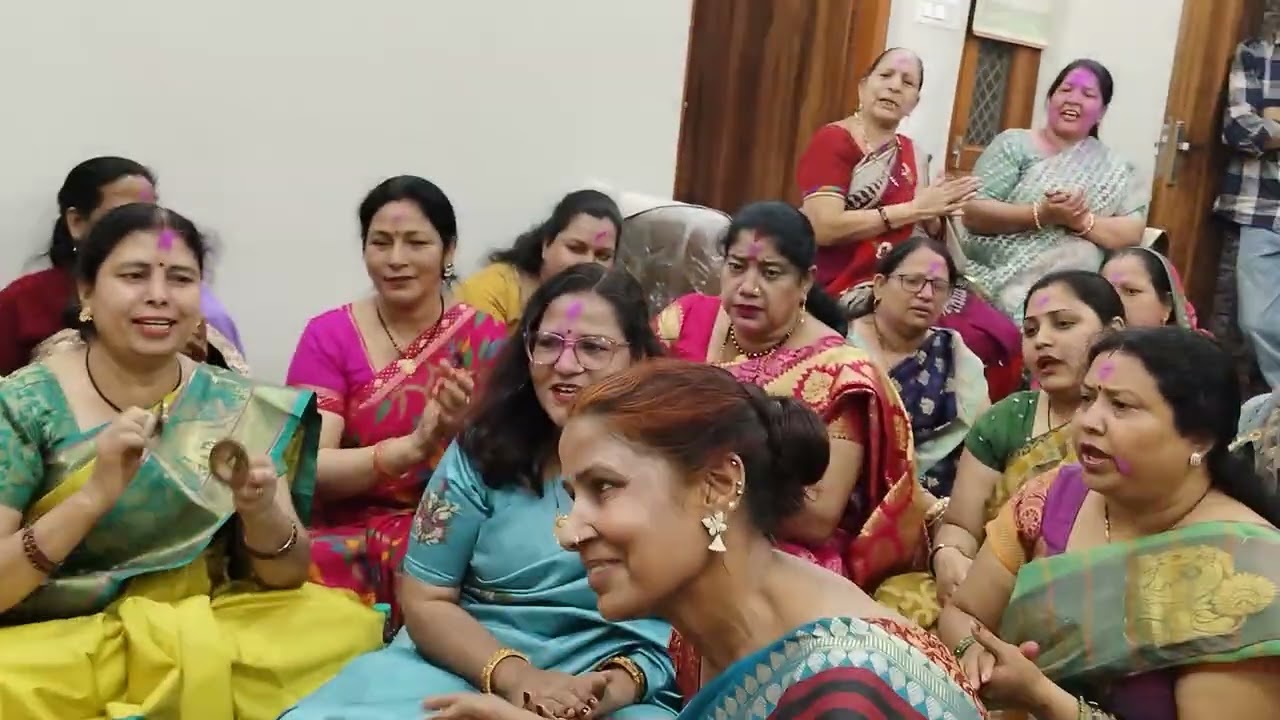 होली की धूम 