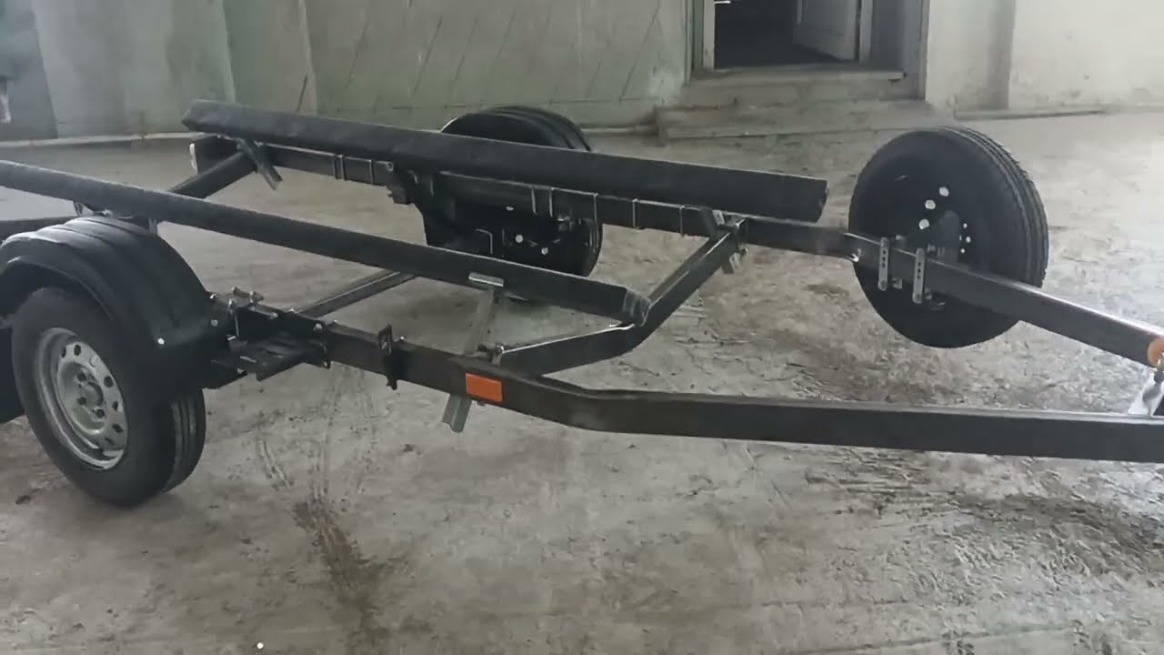 Лодочный прицеп