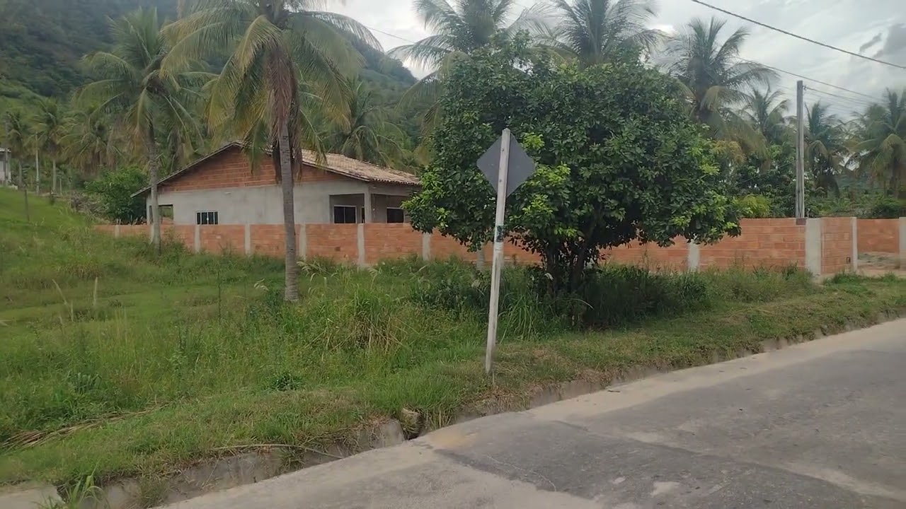 022997442291 VENDO LOTES NO MUNICÍPIO DE SAQUAREMA RJ VALOR 60 MIL REAIS DEUS É DEUS CRECI 93741.