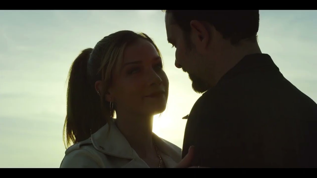 Who Killed Sara? Season 3 / Kiss Scenes &mdash; Alex and Elisa (Manolo Cardona and Carolina Miranda)