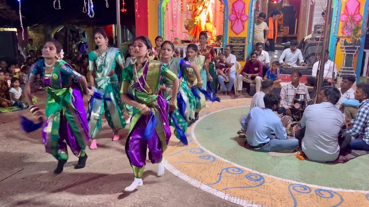 Navaratri Utsav नाचाचे जंगी सामने दोन्ही बुवांनी पहिल्या बारीपासूनच घुमवायला सुरवात केली/ बाल्याडांस
