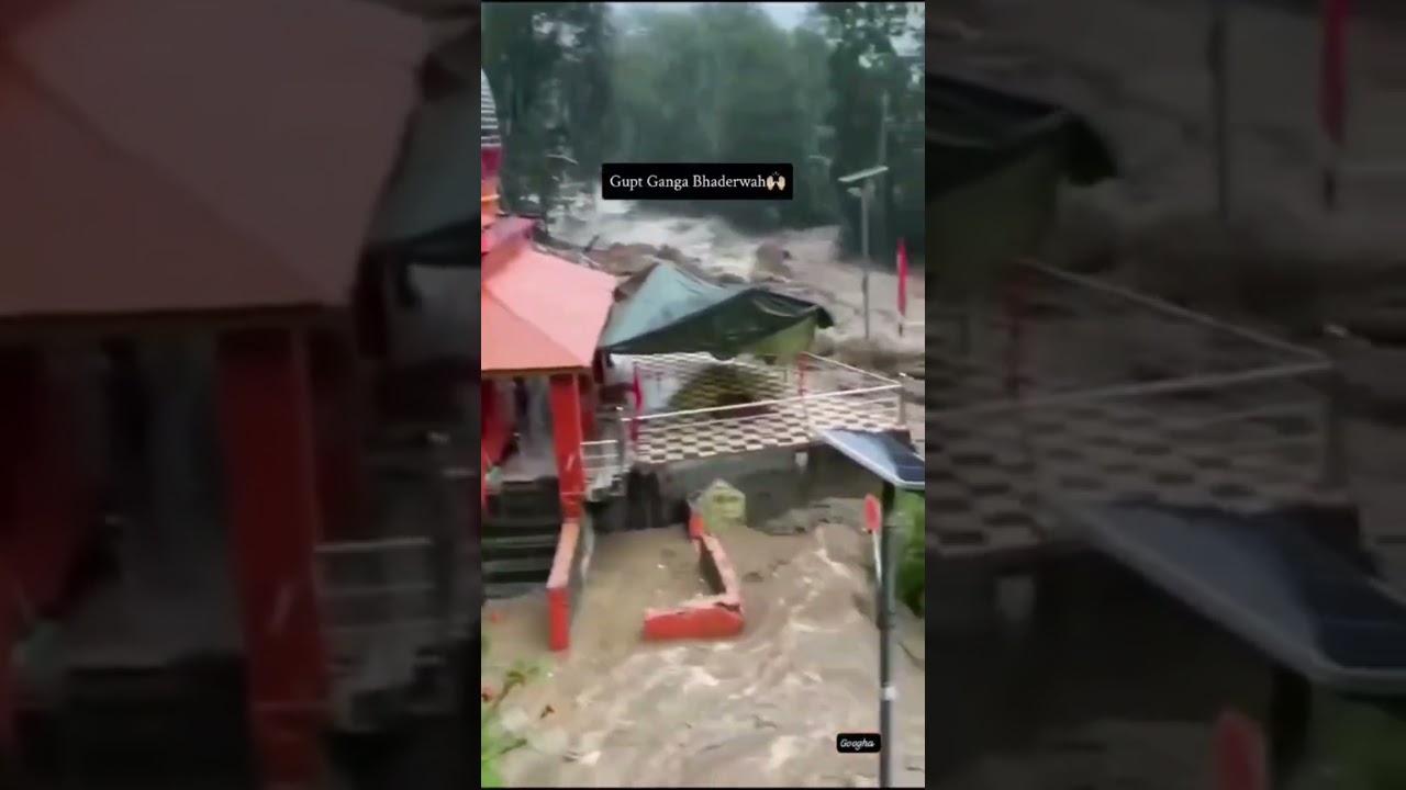 flood in gupt ganga bhaderwah        #flood