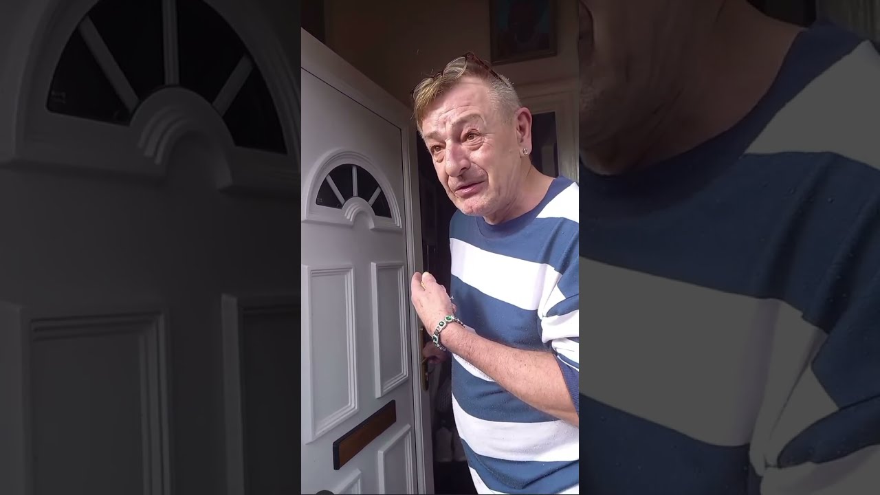 Blackpool man stung by paedophile hunters 