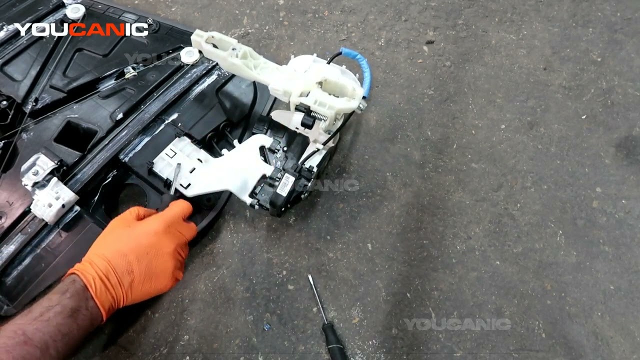 2014-2019 Kia Soul - Door Lock Actuator Replacement