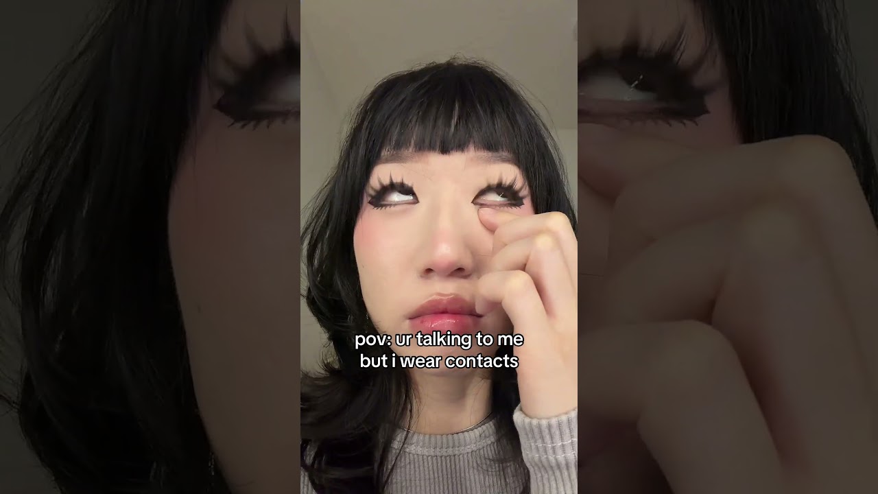 It be dry, itchy, and irritating all at once  #contacts #eyecontacts #relatable #meimazing