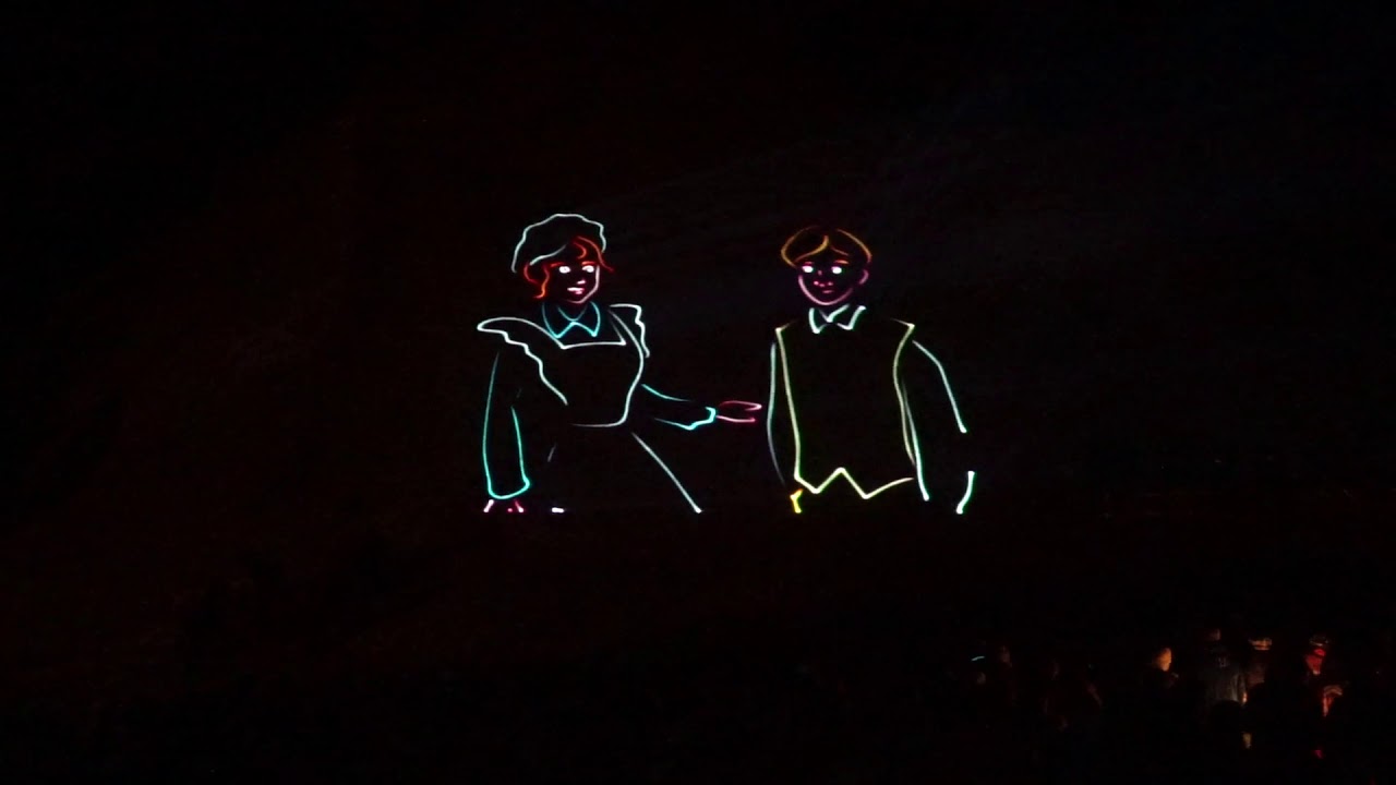 Lasergrafikprojektion, Chuenis bi Nacht in Adelboden, Schneesportshow -lasershows.ch