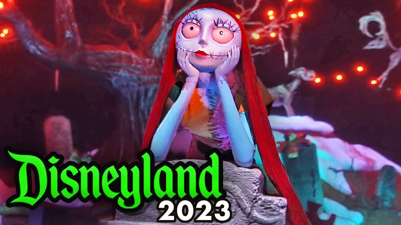 Haunted Mansion Holiday 2023 - Disneyland Nightmare Before Christmas Ride [4K60 POV]