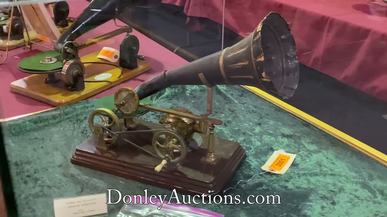 Howard Hazelcorn Phonograph Collection
