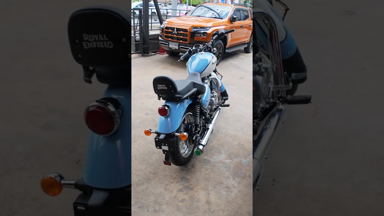 Meteor 350 Aurora Blue ☄️💙...........#royalenfield #meteor350 #cruiseinnewcolours